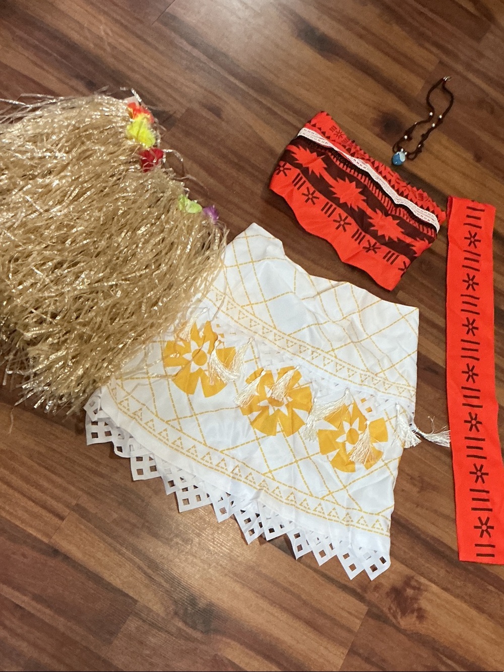 Moana-Inspired Party Costume Set - White, Gold & Red women large